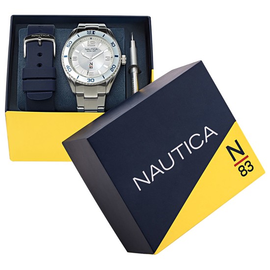 NAUTICA FINN WORLD STAINLESS STEEL AND SILICONE 3-HAND WATCH BOX SET NAPFWS132